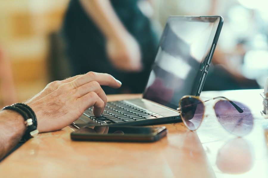 ¿Cómo resolver una urgencia contable en vacaciones?