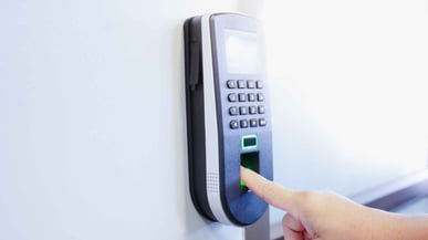 ¿Cómo controlar asistencia en turnos flexibles de trabajo?