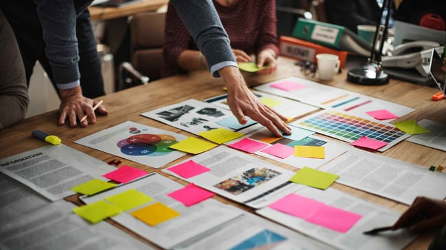 <span id="hs_cos_wrapper_name" class="hs_cos_wrapper hs_cos_wrapper_meta_field hs_cos_wrapper_type_text" style="" data-hs-cos-general-type="meta_field" data-hs-cos-type="text" >5 ejemplos de plan de negocios para Pymes en Chile</span>