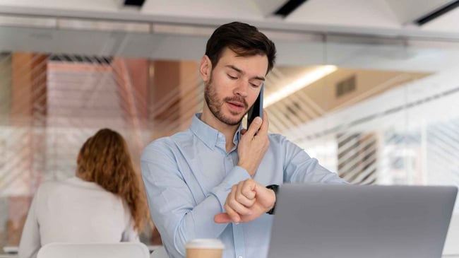 <span id="hs_cos_wrapper_name" class="hs_cos_wrapper hs_cos_wrapper_meta_field hs_cos_wrapper_type_text" style="" data-hs-cos-general-type="meta_field" data-hs-cos-type="text" >Reloj control y portal del trabajador: cómo modernizar la asistencia y la experiencia laboral en tu empresa</span>