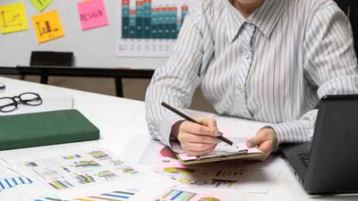 Temporada de verano: cómo planifican las PYMES sus operaciones, turnos y proyecciones